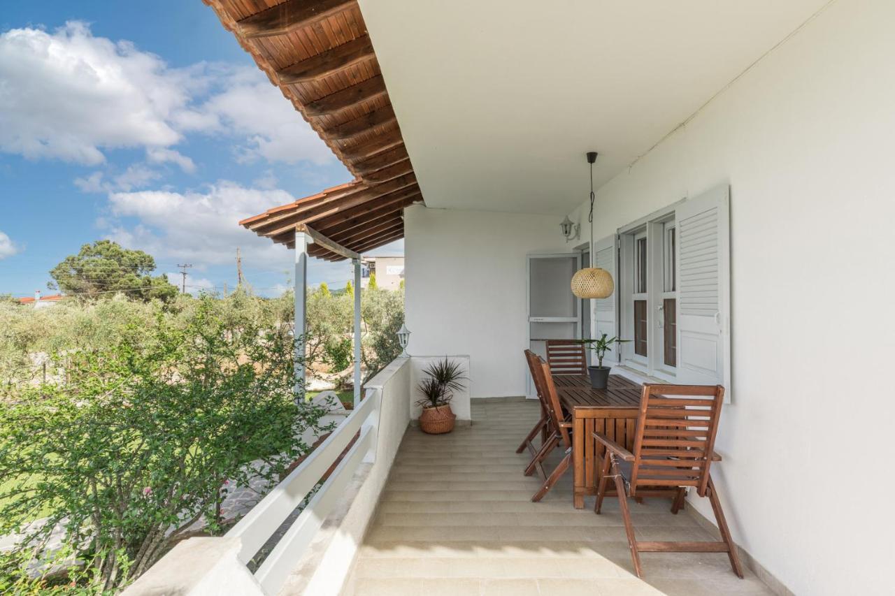 M&M Villa Vourvourou Exterior photo