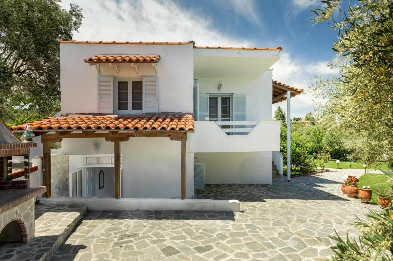 M&M Villa Vourvourou Exterior photo