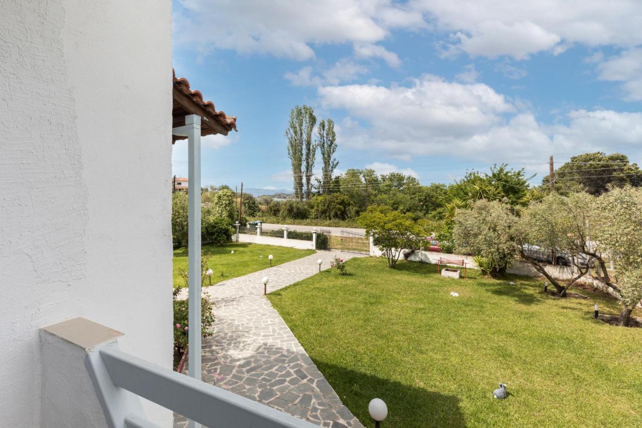 M&M Villa Vourvourou Exterior photo